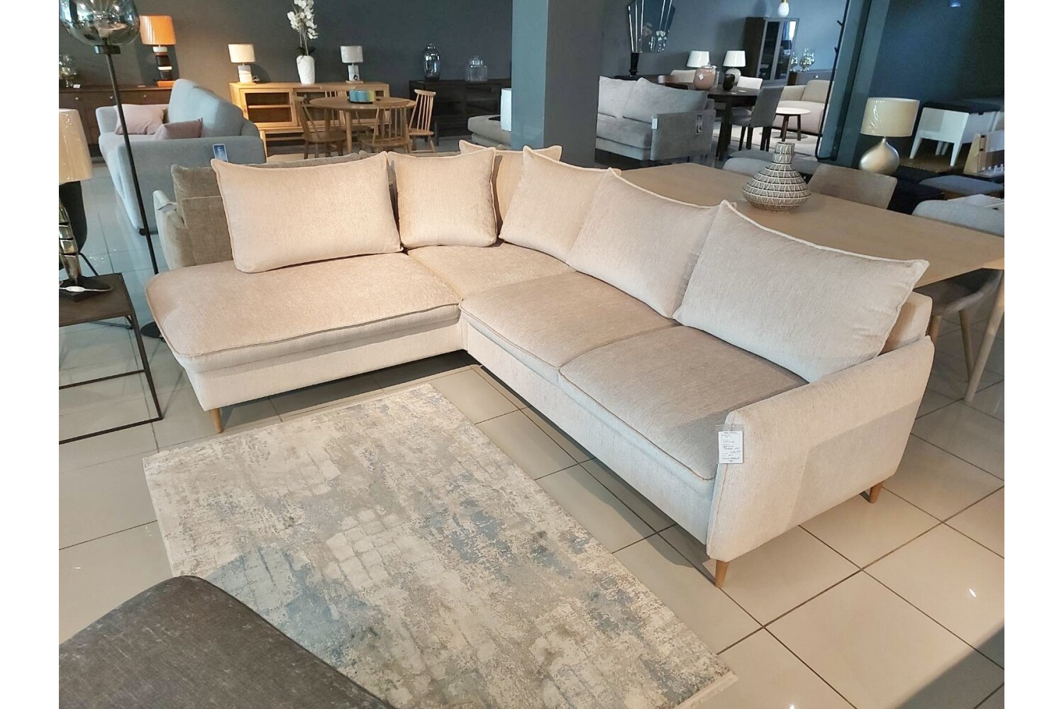 Chic sofa lova