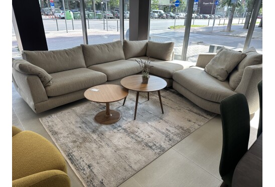 sofa levian expo