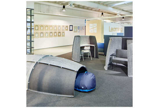 Alternative view of Nook mokymosi ir darbo erdvė