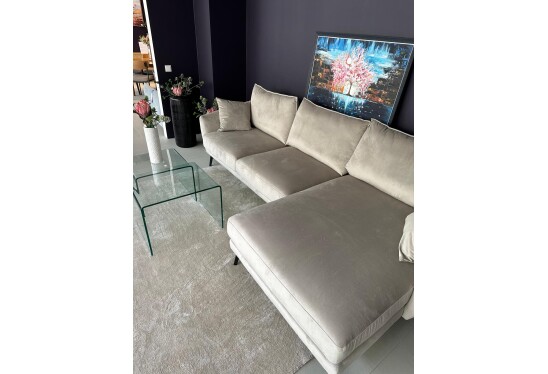 Alternative view of Coral sofa 289x160cm Kauno ekspozicijoje