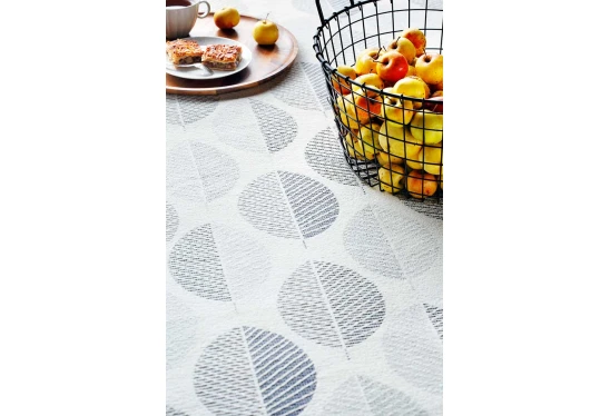 Alternative view of Kilimas Pärna white dvipusis