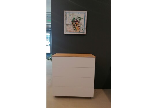 Helsinki komoda 81x41x85cm iš EXPO Kaune